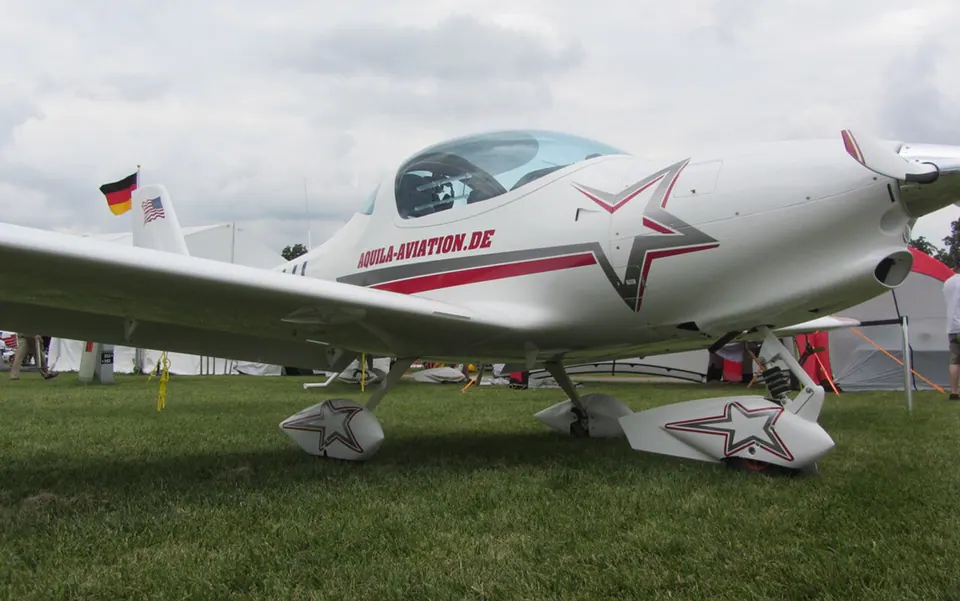 Aquila Aviation A211GX
