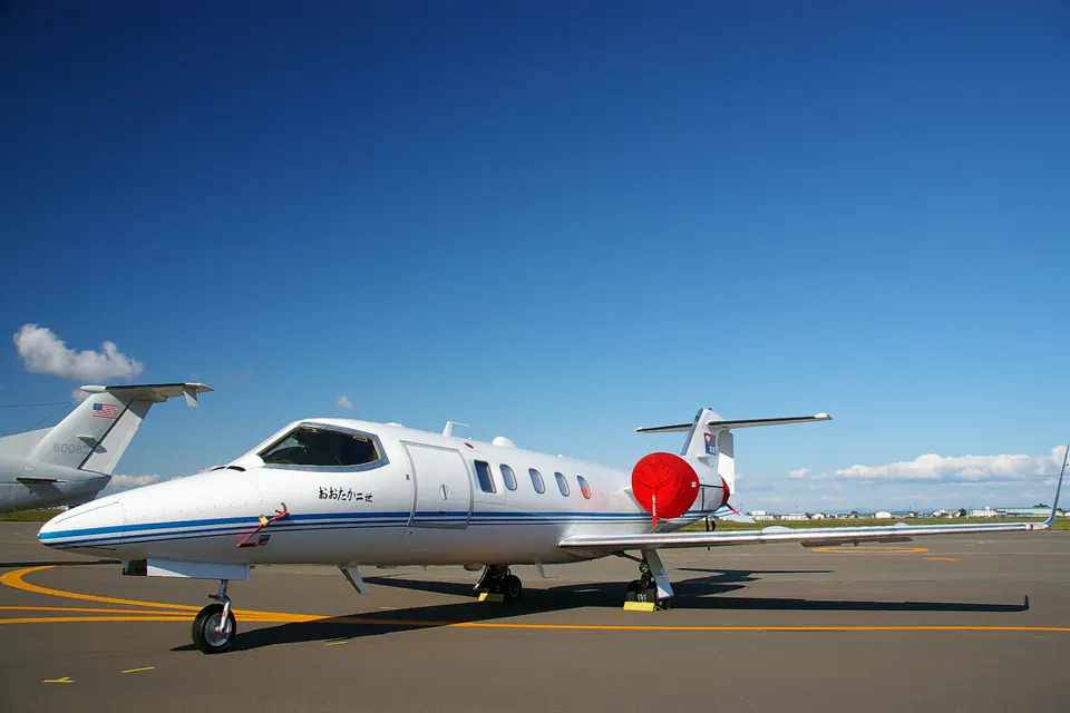 Bombardier Learjet 31