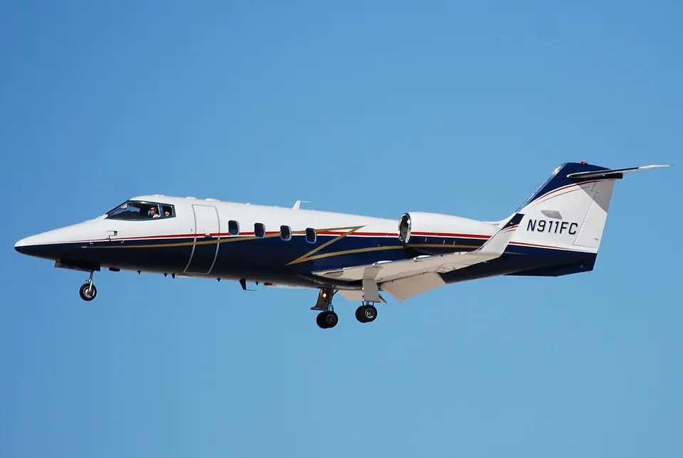 Bombardier Learjet 55