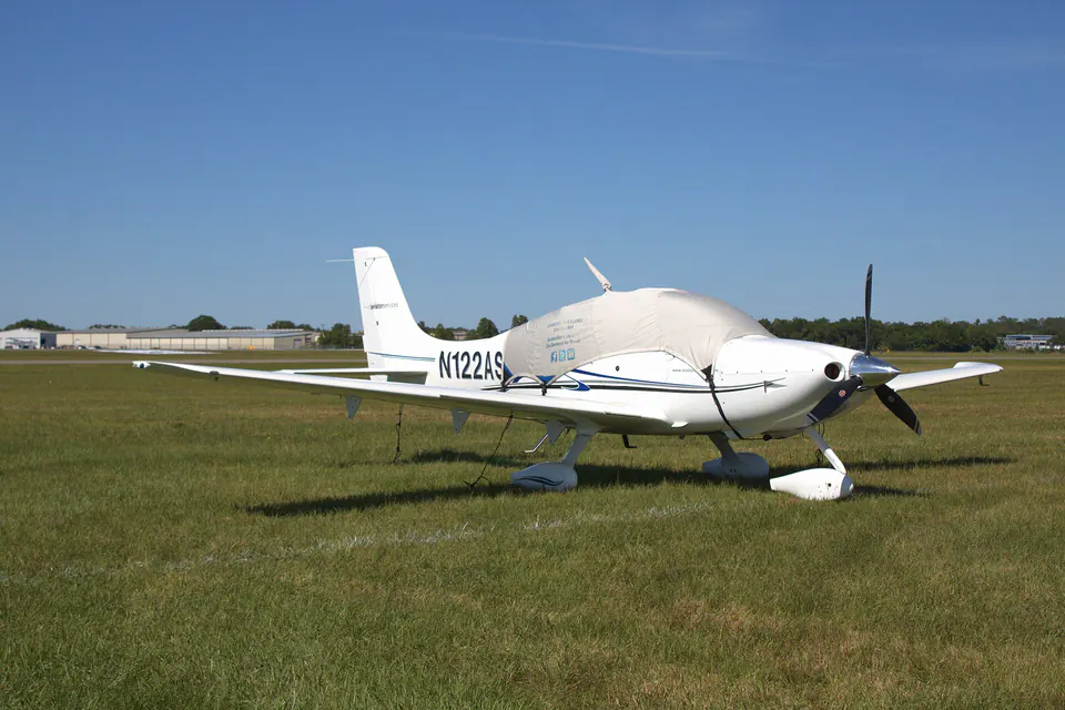 Cirrus SR22 G1