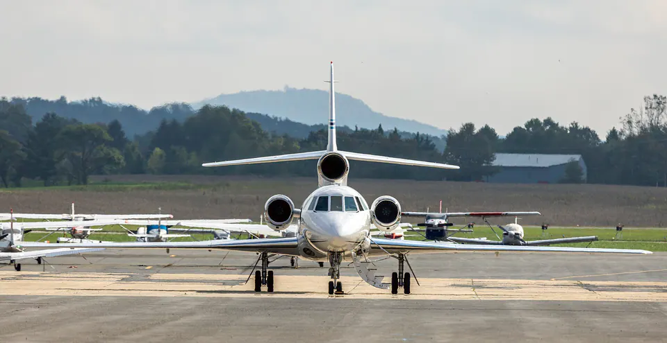 Dassault Falcon 50