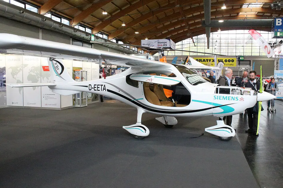 Flight Design F2