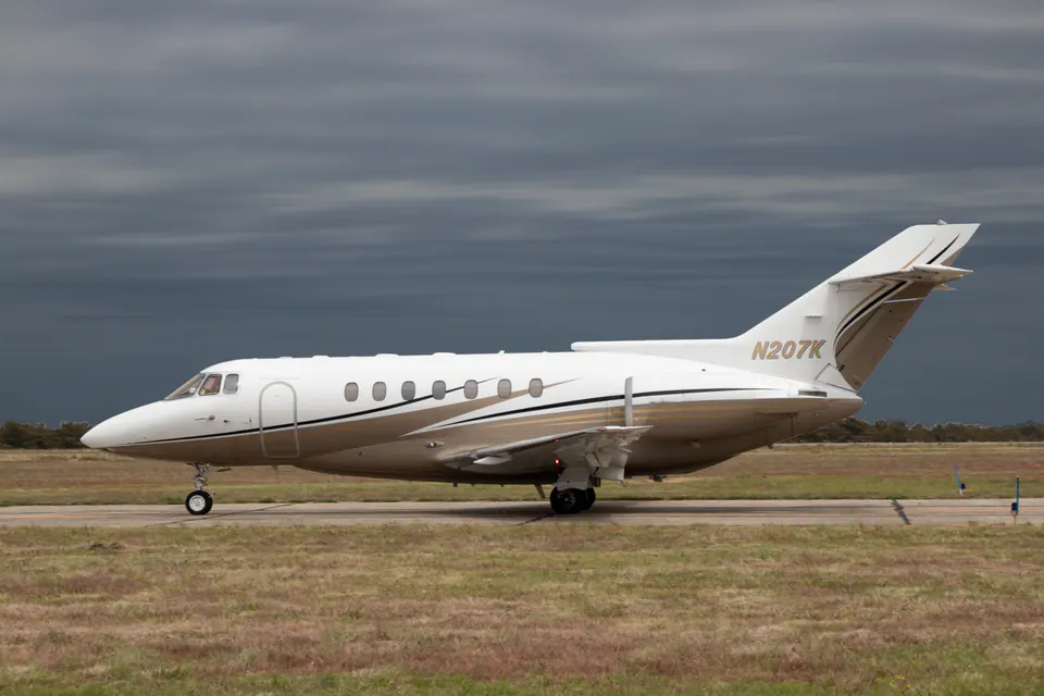 Hawker Hawker 1000