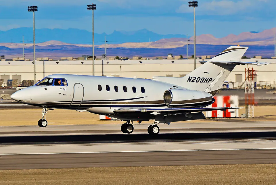Hawker Hawker 750