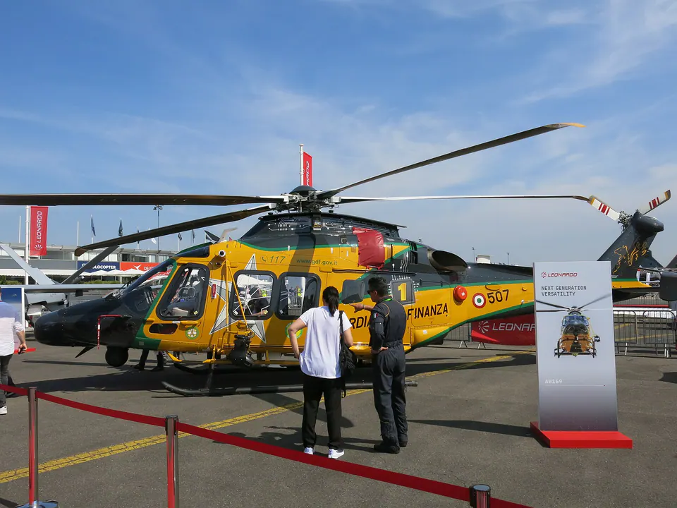 Leonardo AW169