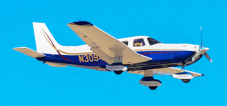 Piper 6XT