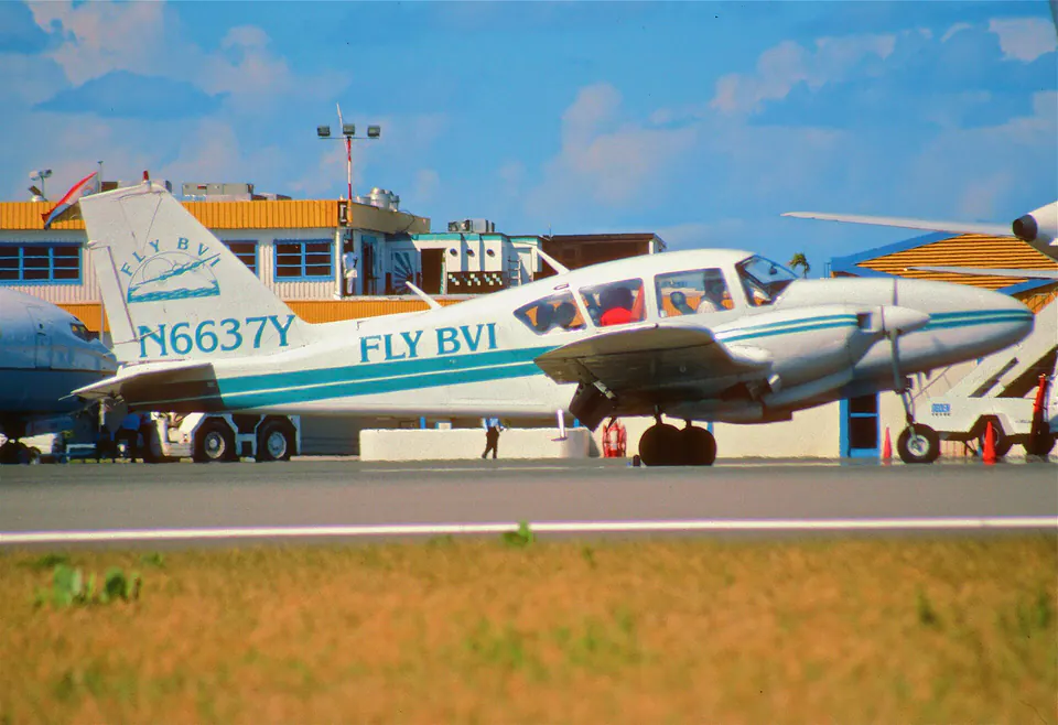 Piper PA-23-250 Aztec D