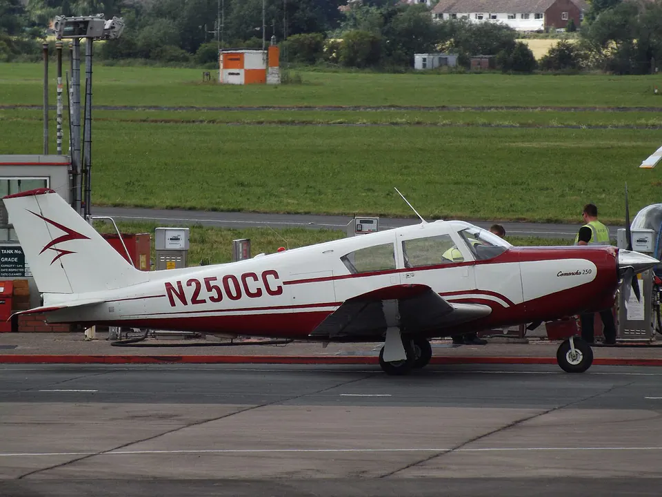 Piper PA-24-250 Comanche