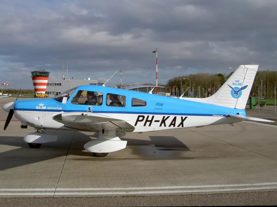 Piper PA-28-181 Archer II