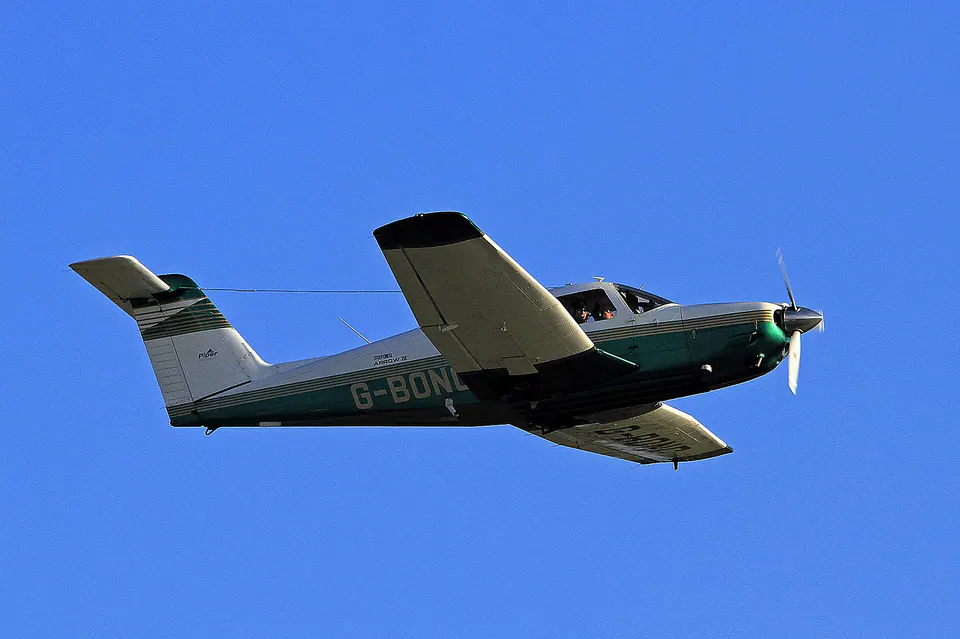 Piper PA-28R-201 Arrow III