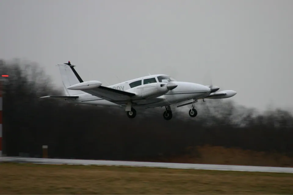 Piper PA-30 Twin Comanche